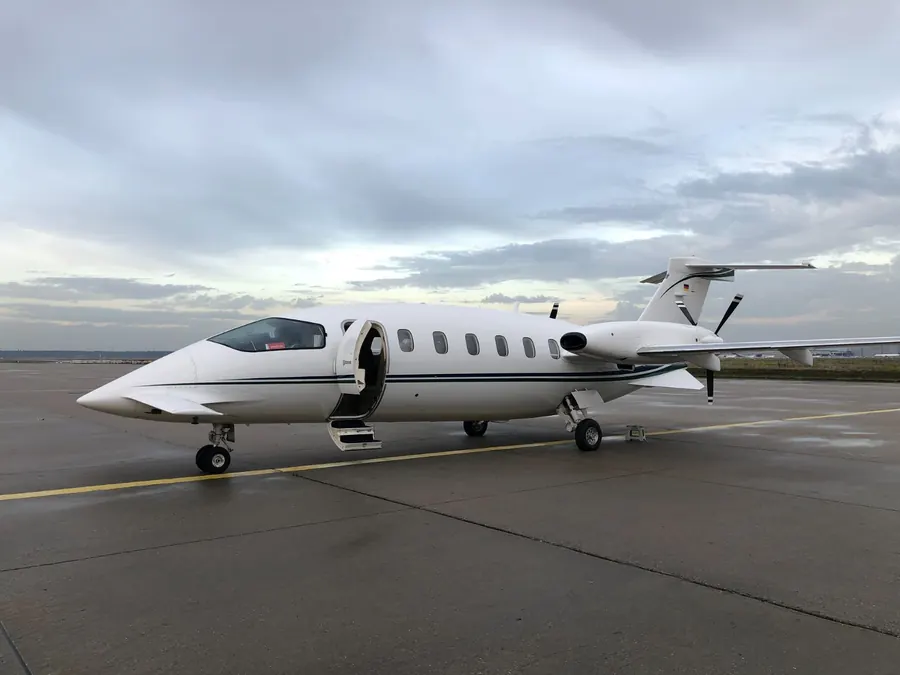 Avanti parked with airstair door open